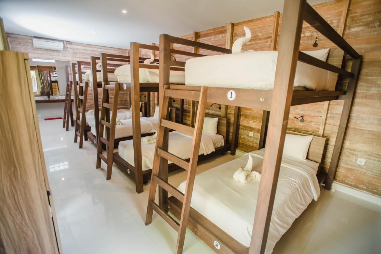 Acala Hostel & Reef Bar Toyapakeh Dış mekan fotoğraf