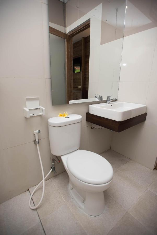 Acala Hostel & Reef Bar Toyapakeh Dış mekan fotoğraf