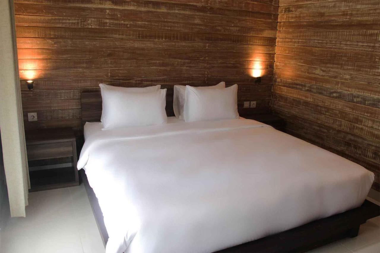 Acala Hostel & Reef Bar Toyapakeh Dış mekan fotoğraf