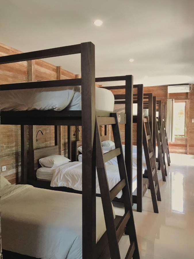 Acala Hostel & Reef Bar Toyapakeh Dış mekan fotoğraf